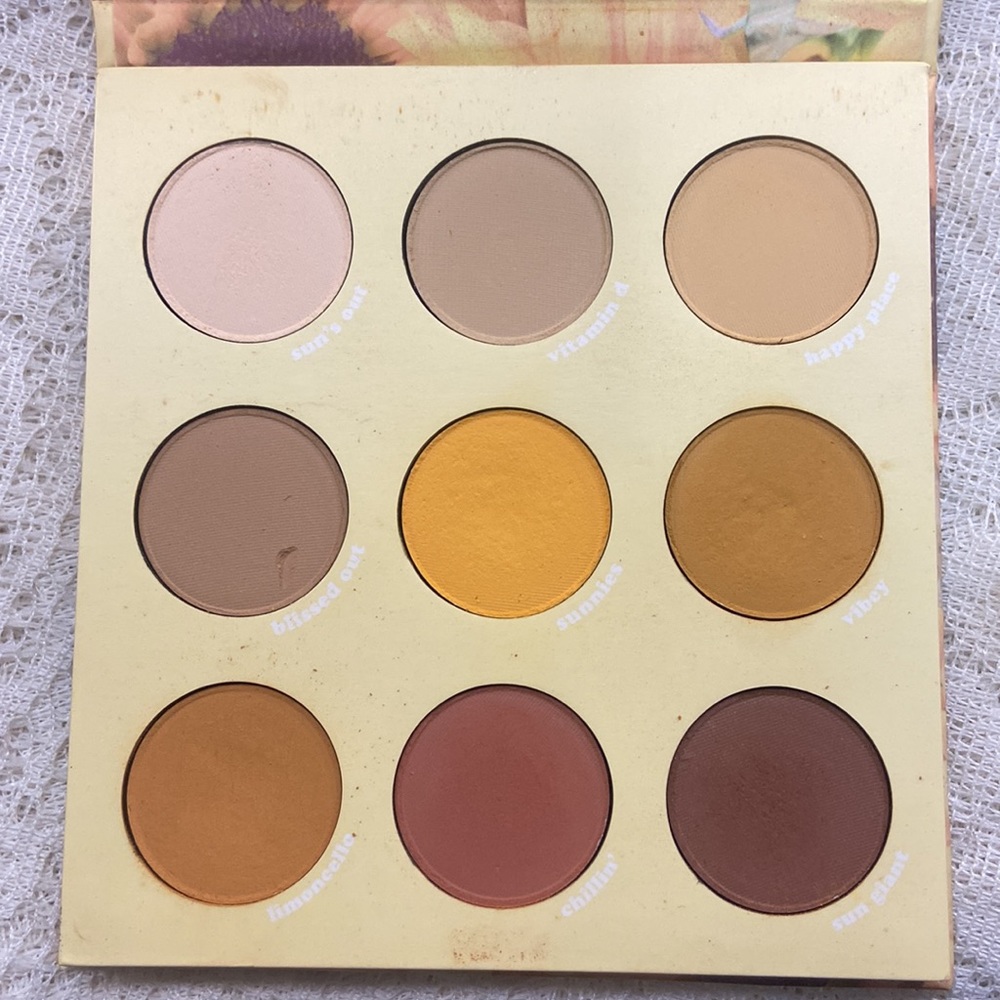 Colourpop Lil’ Ray of Sunshine Palette